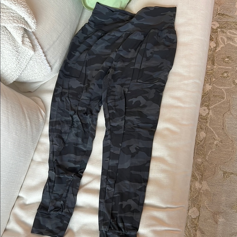 Athleta Black and Gray Track Pants with Modern Camo